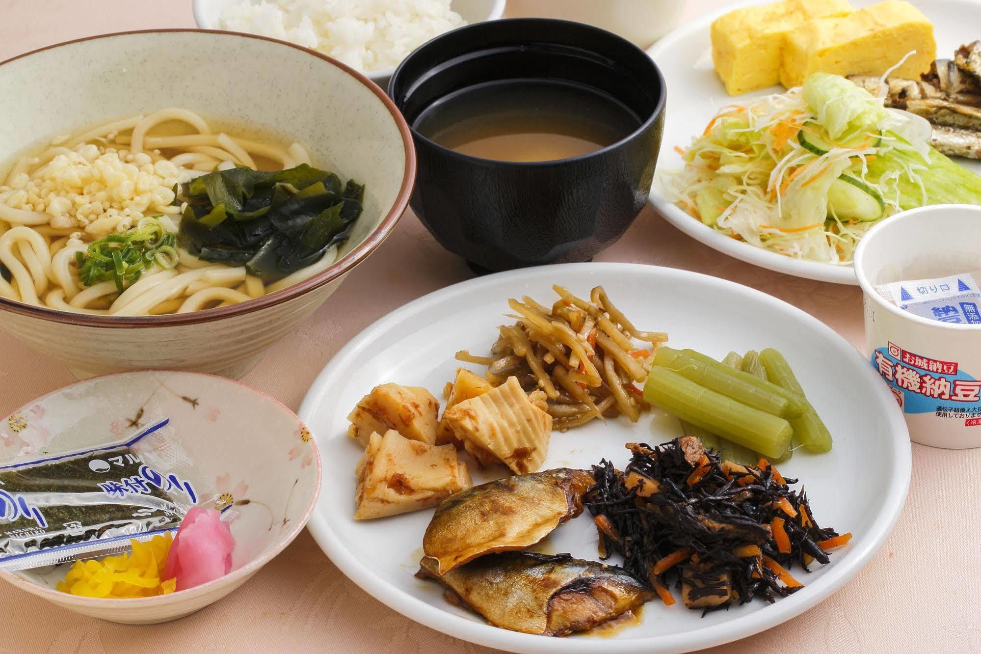 Wakayama Daini Fuji Hotel Екстериор снимка