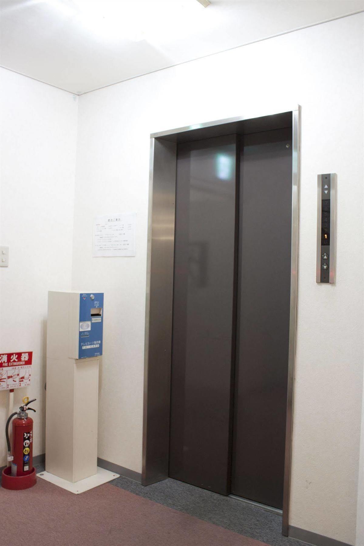 Wakayama Daini Fuji Hotel Екстериор снимка